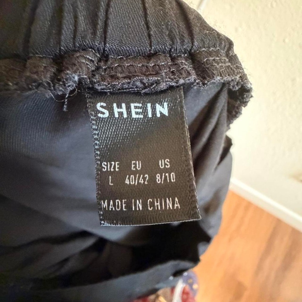 SHEIN Black wide leg pants in a L - Picture 2 of 2